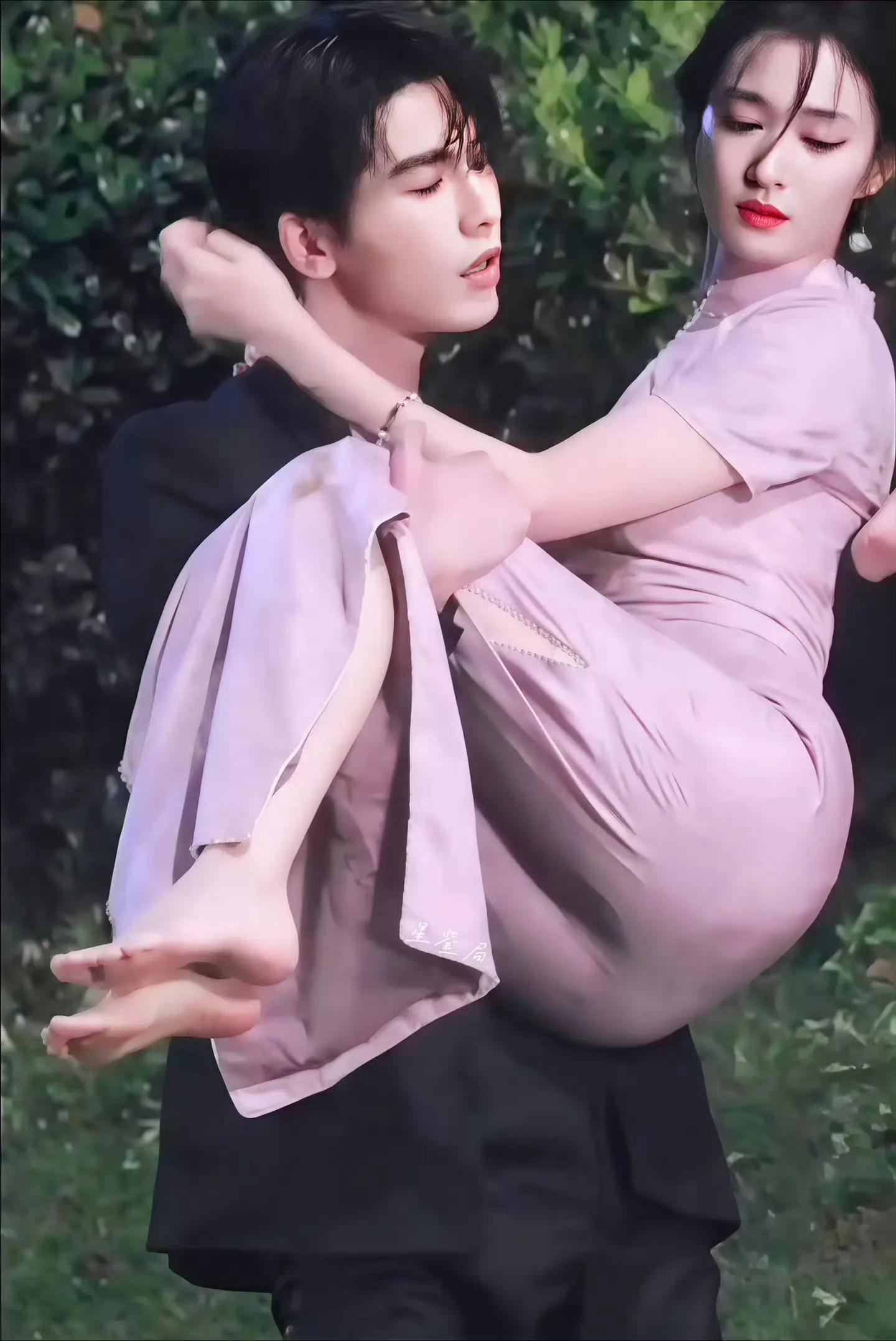 王楚然。大长腿美女