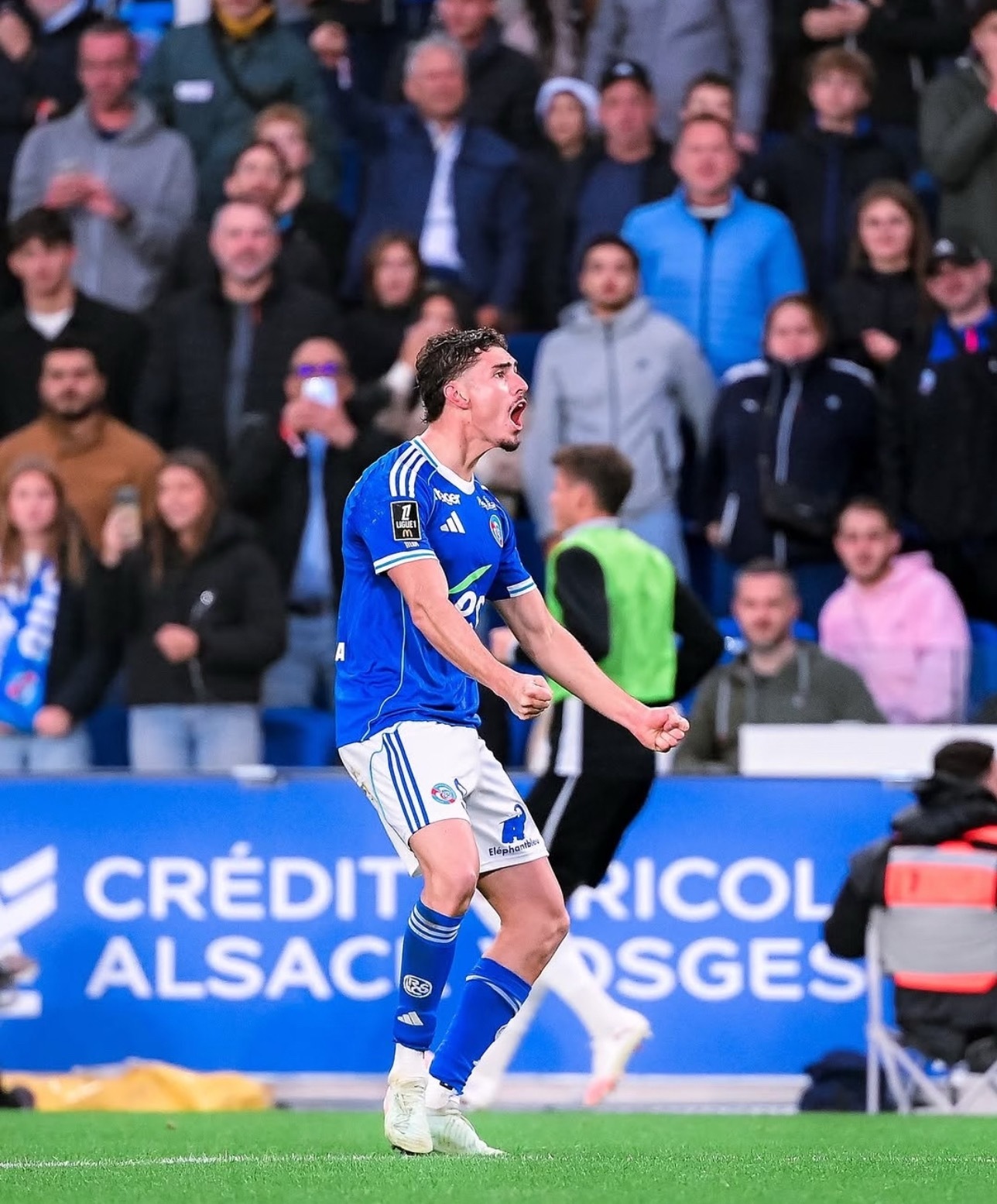 重创！阿根廷官宣3500万红星无缘世界杯！23岁2次重伤，泪洒训练场距离2026