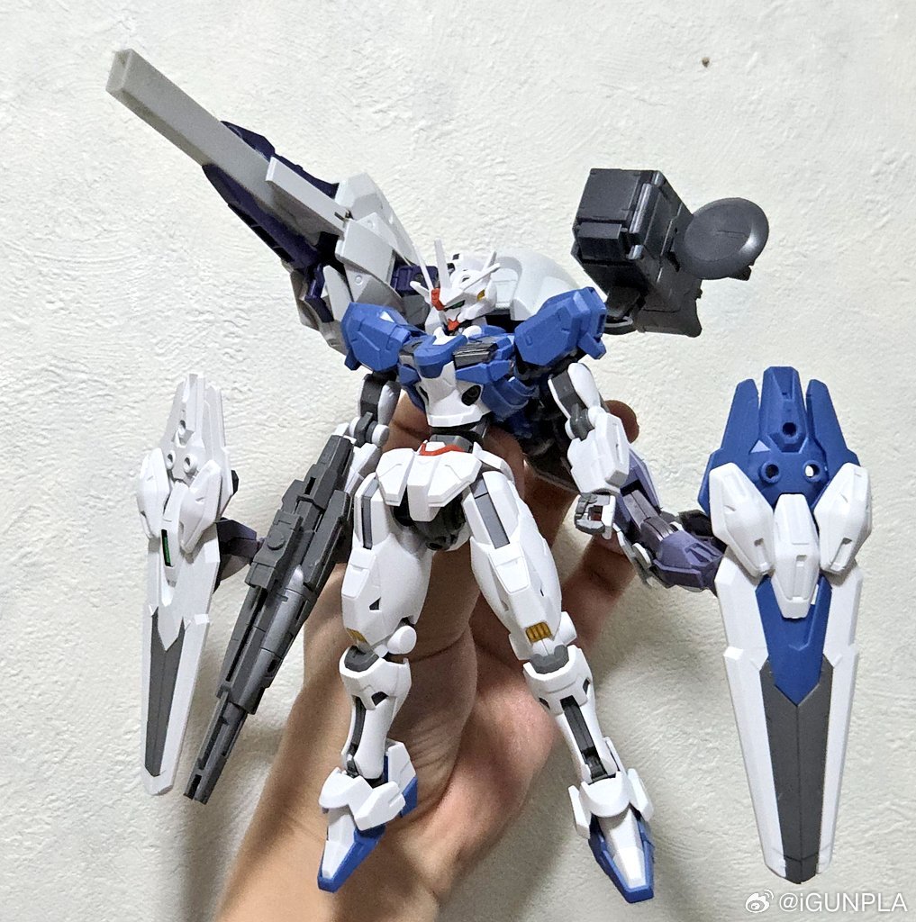 ケン正在制作中的HG重火力型风灵高达高达模型