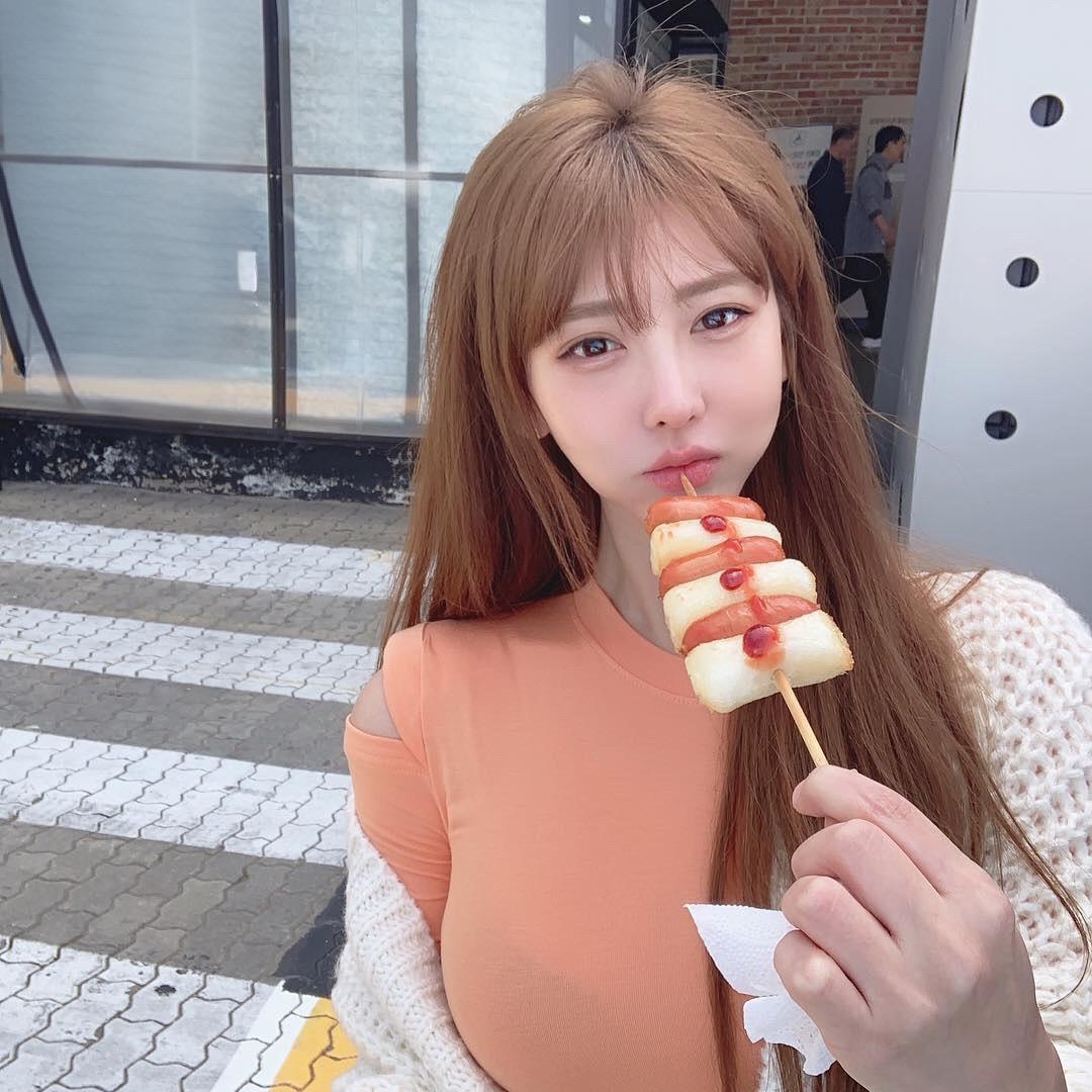 创作灵感美女健身女孩温柔风穿搭