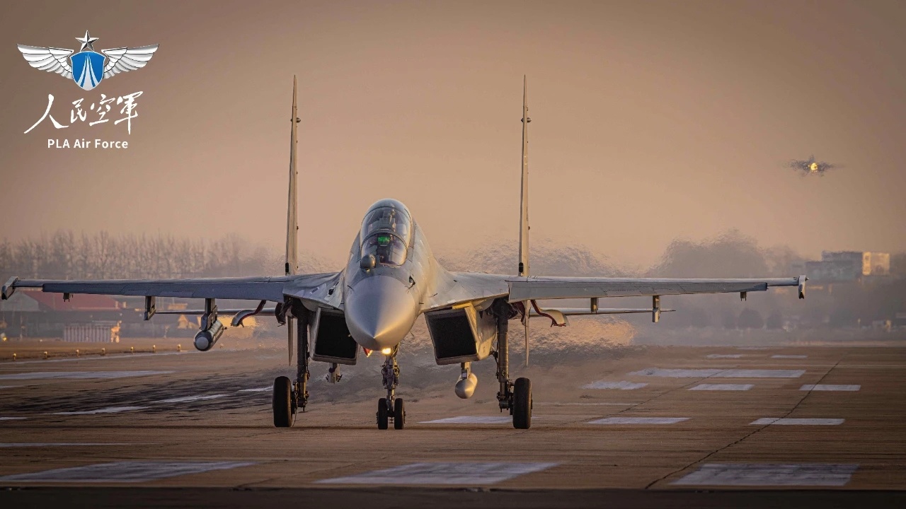 北空“雷霆劲旅”歼-16好图烽火问鼎计划制胜空天