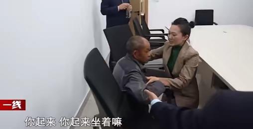 “养的是白眼狼？”2023年四川，女子从3个月大就被养父抚养，可她长大结婚后，再