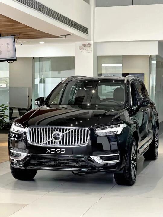 沃尔沃XC90，都市“探险”好搭子