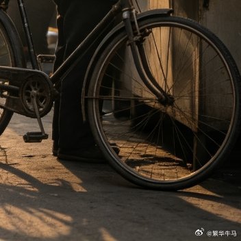 每当陷入低谷的时候，鼓励我的都是《平凡的世界》。主人公孙少平只要有书读、有事做、