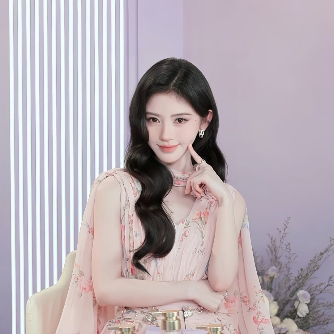 漂亮宝贝公主🌸鞠婧祎粉色雏菊长裙 ​​​