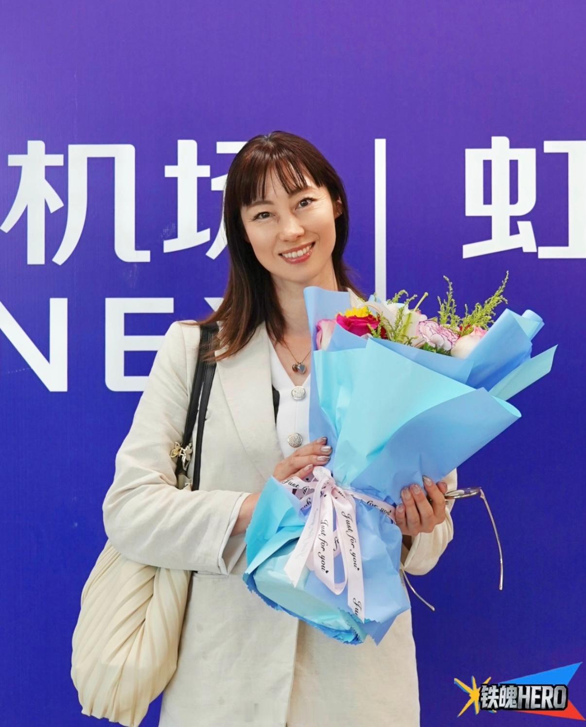 接到佐藤康惠老师啦，夏雨匆匆，明天不见不散！奈克瑟斯奥特曼牙狼