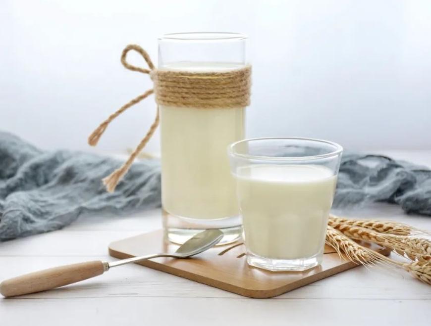 糖尿病不能喝牛奶？提醒：不想血糖飙升，这4种“水”才要少碰

“我真的不知道还能