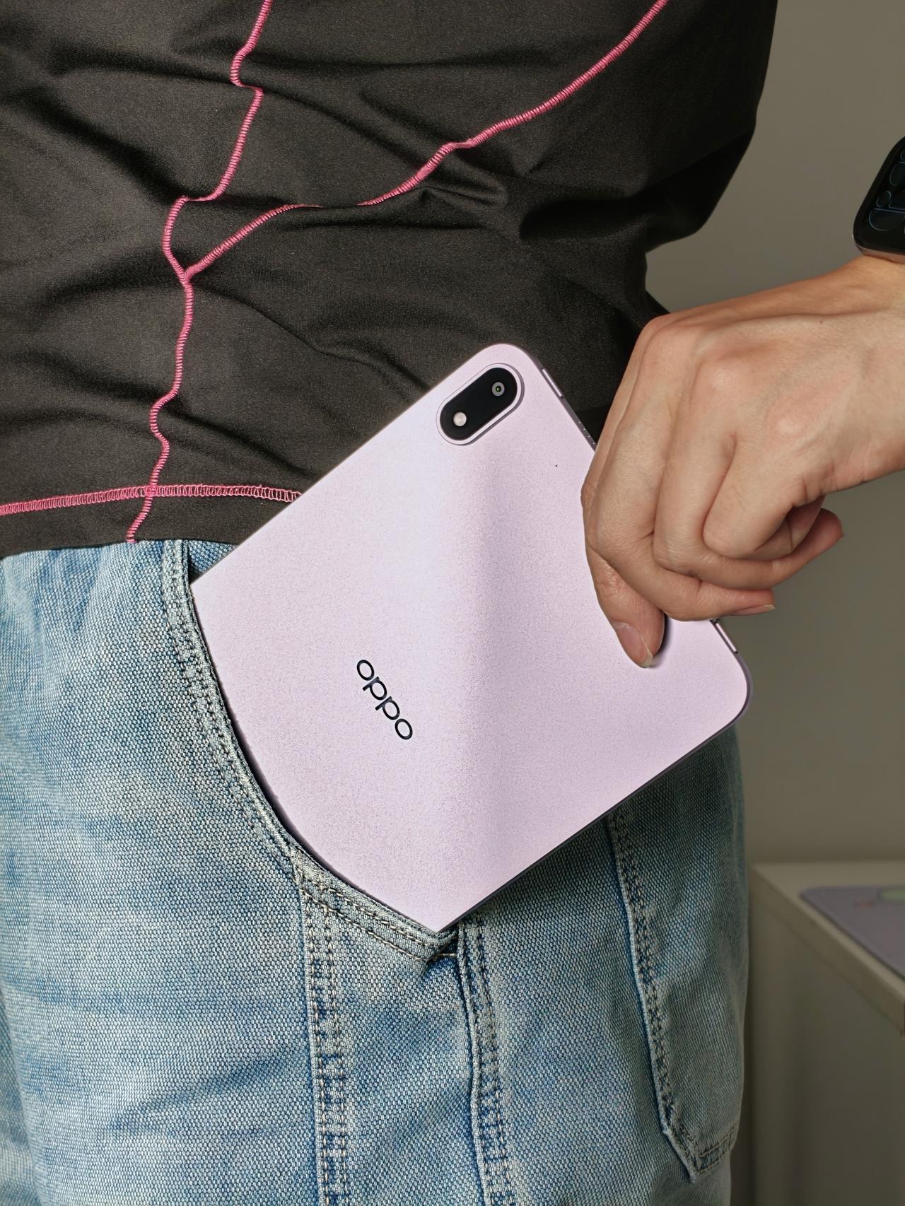 后悔买太晚😭OPPO小平板真太轻了
我承认，以前对平板有偏见🤦♀️
直到上手