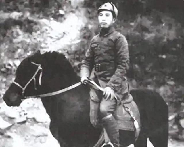 40名女间谍潜入酒泉嫁军队干部，王震上将一招妙计一网打尽。

1949年秋，酒泉