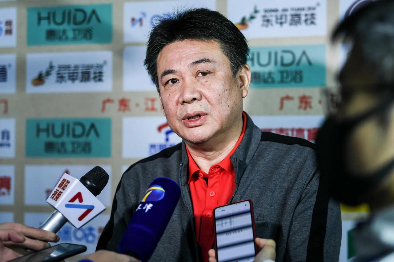 中国女排别高兴太早！3-2击败美国队却存隐忧，蔡斌该反思了！

说实话，这场比赛