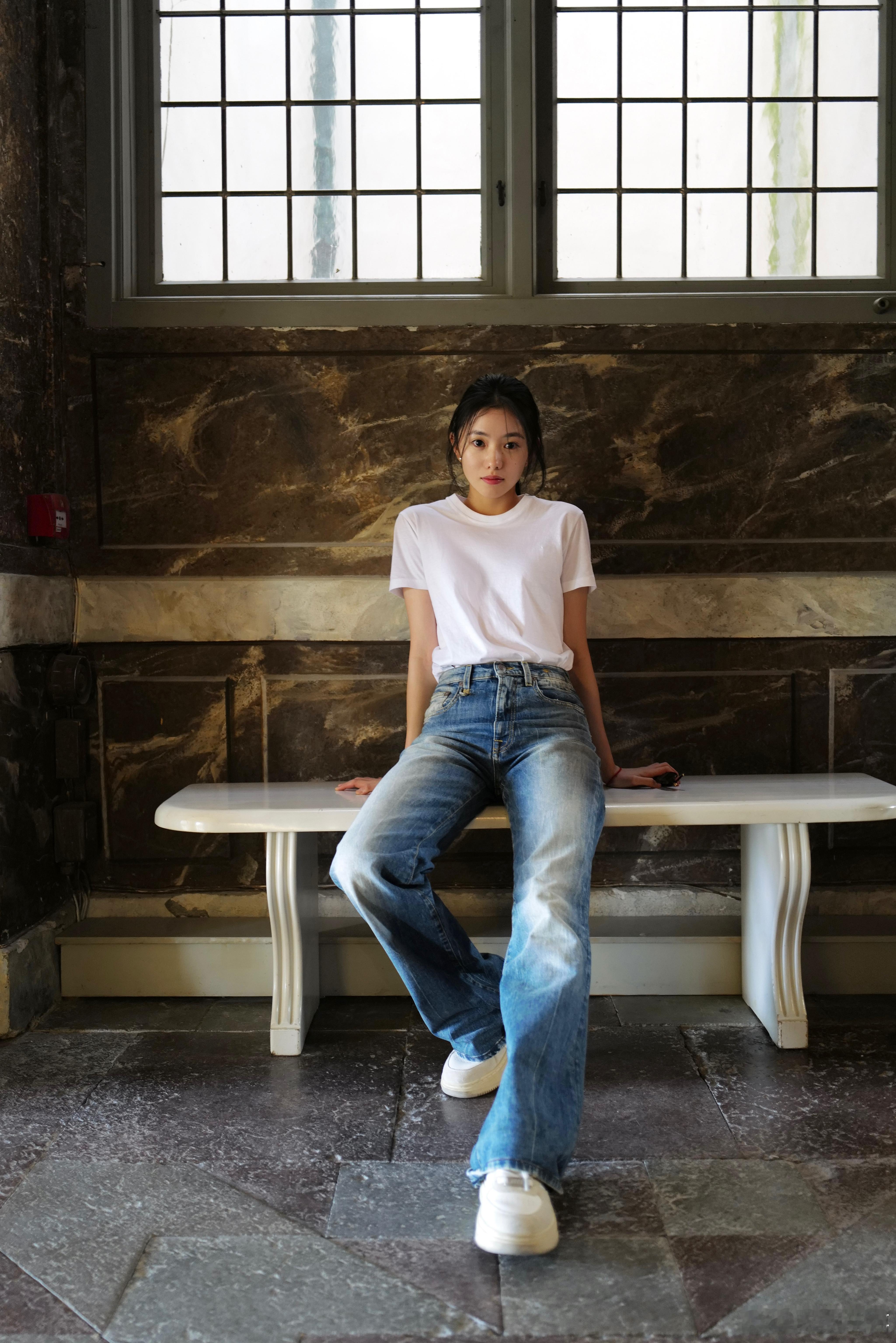 #刘浩存徐栀适配度##刘浩存徐栀外貌适配度# 刘浩存的新剧《陷入我们的热恋》让人