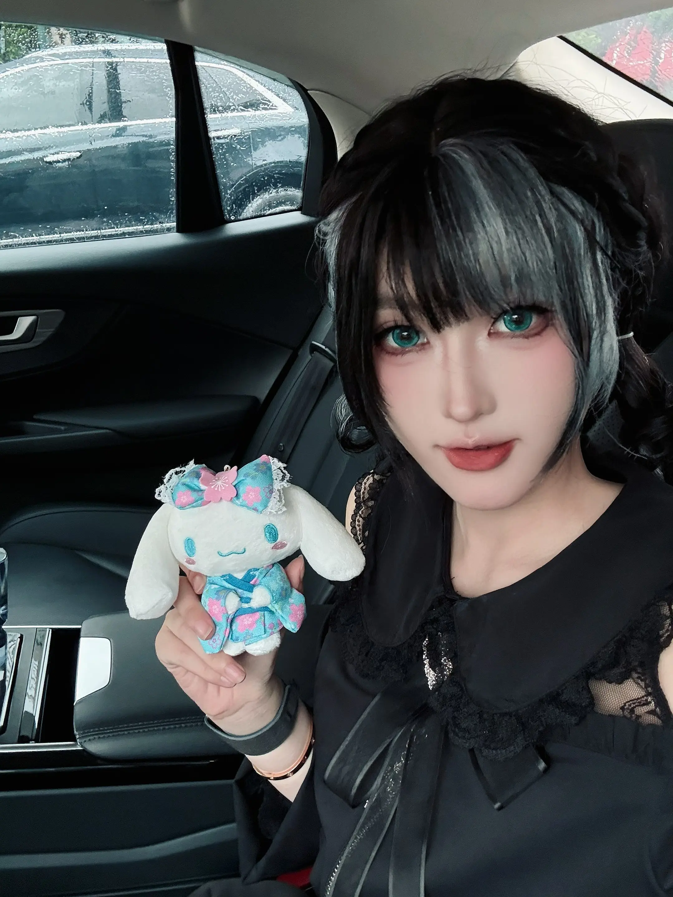 有人只有在他需要你的时候想起你。而有人一直想着你 生怕你最委屈的时候没人陪