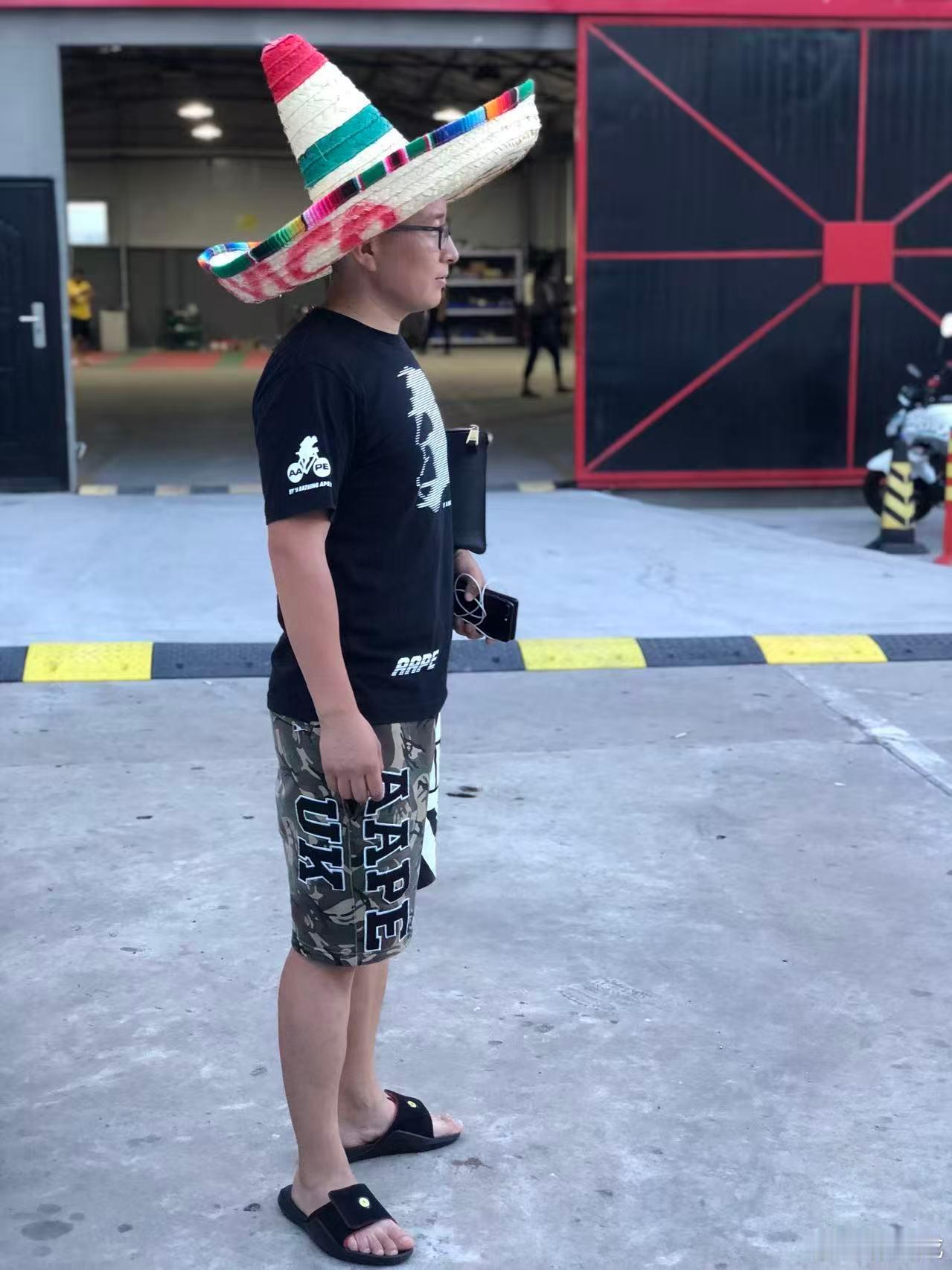 墨西哥球员集体戴上哈兰德头套他们应该带上墨西哥特色大帽子 天津·中国天津自由贸易