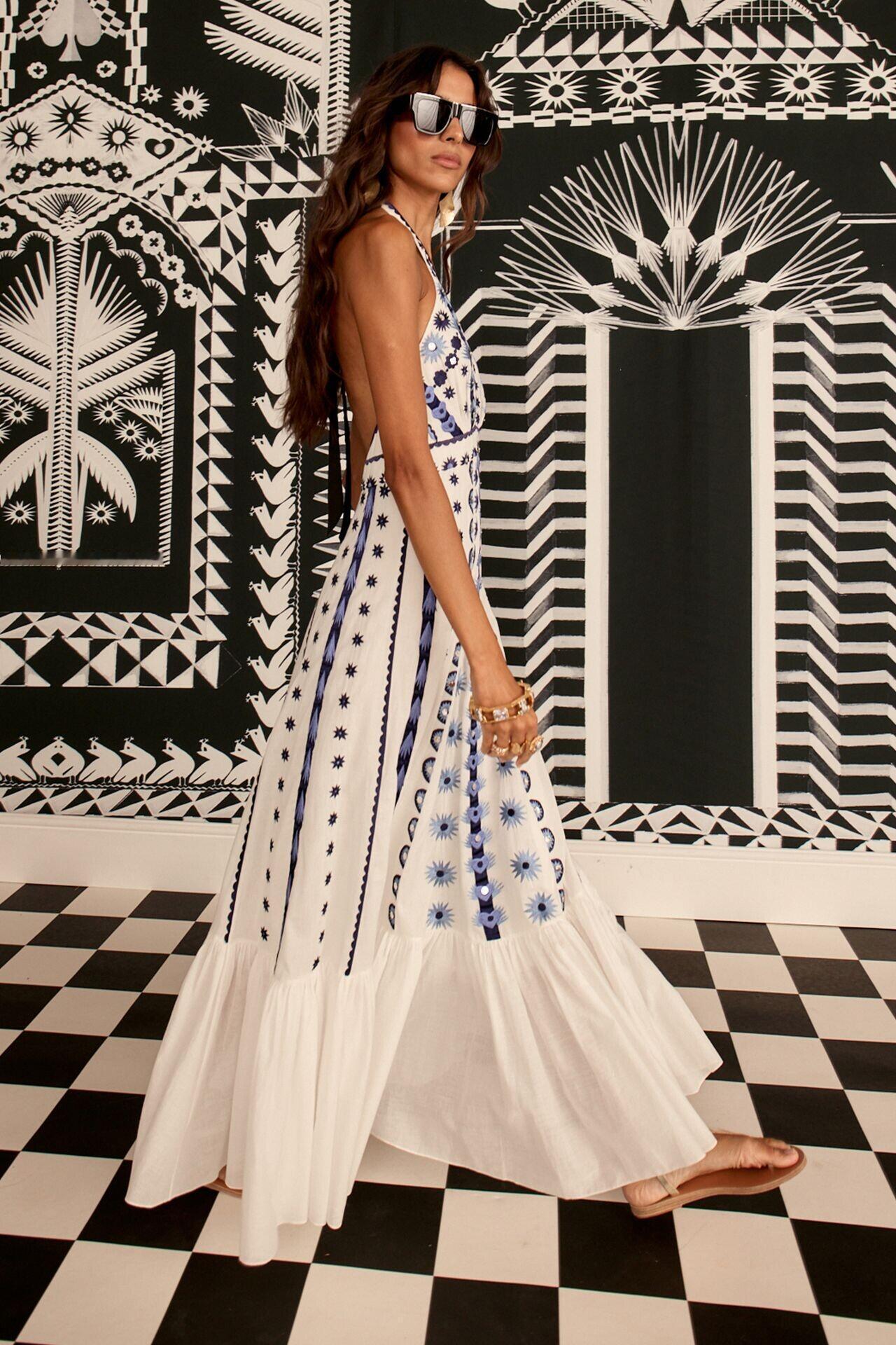 Temperley London 2026春夏：一场“为艺术而艺术”的狂欢 英国