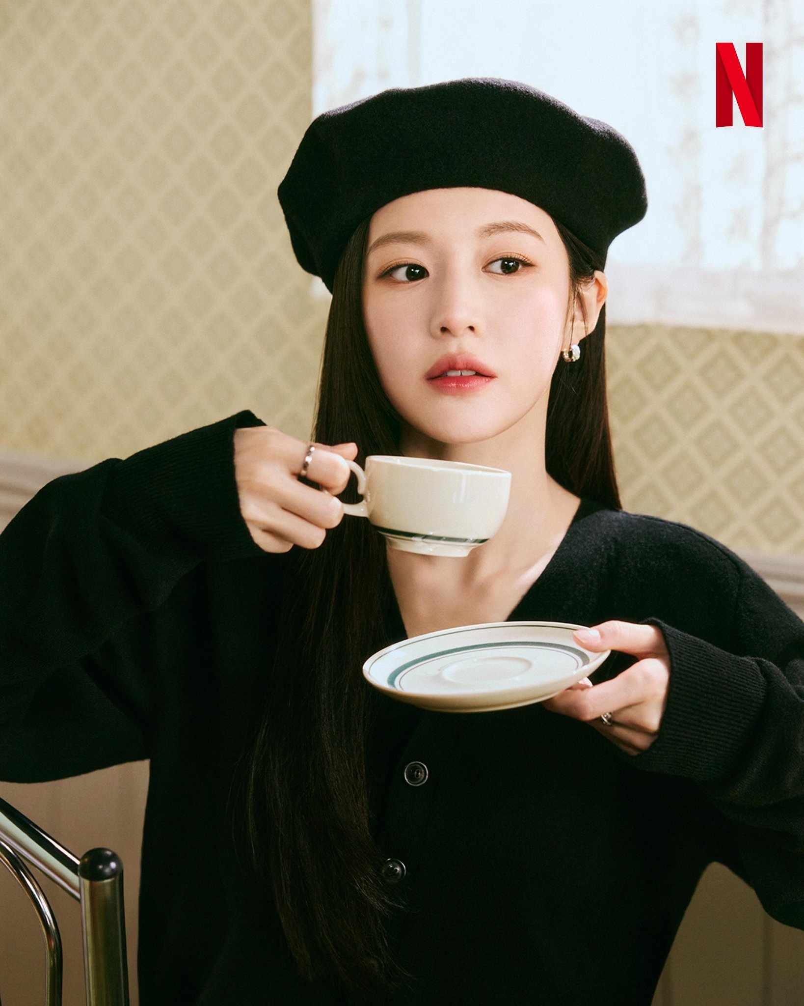 《爱情怎么翻译》海报审美真的很好 