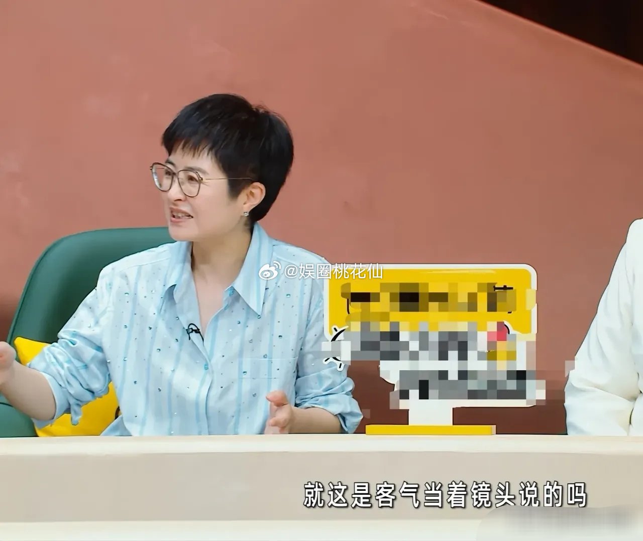 张泉灵问徐梦桃：“我特别好奇，你婆婆为什么把你排在心迪前面？这是录节目客气吗？”