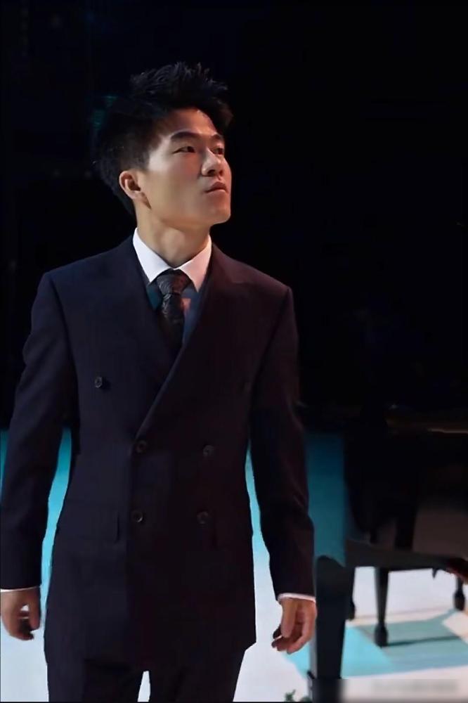 谁会成为董宇辉的另一个郎朗？董宇辉的跨年乐享会，在郎朗的催问下，正在紧锣密鼓的筹