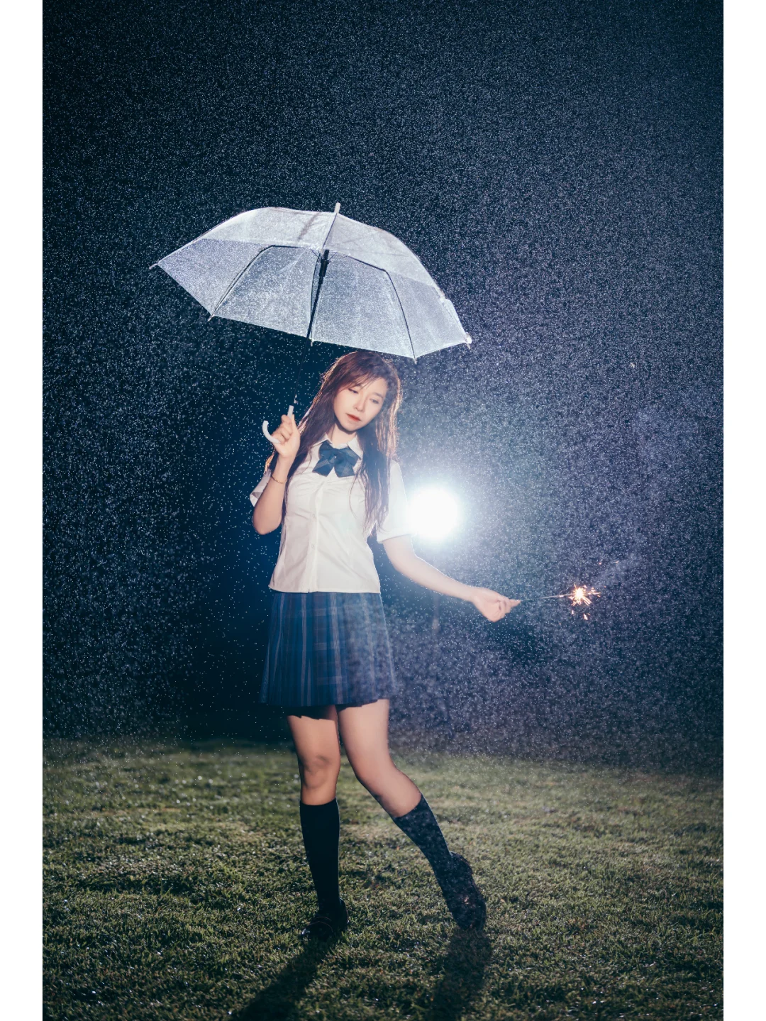 这个雨夜，雨伞和烟花+JK更配哟