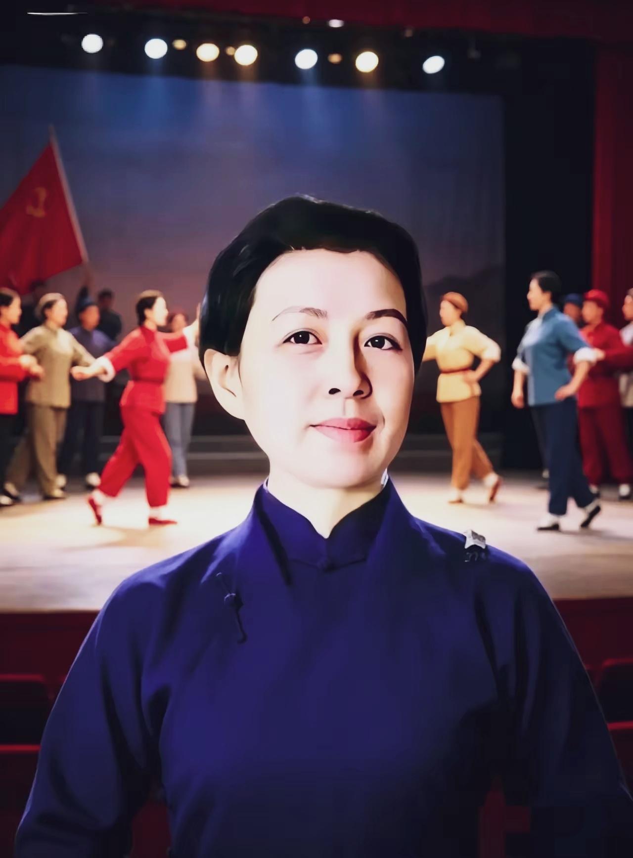 那个时候，毛主席教导我们说：“我们的文学艺术都是为人民大众的，首先是为工农兵的，