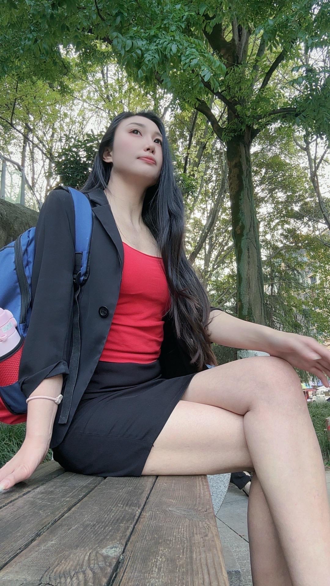 你为什么只喜欢身材好 性格好 长相好的啊  我的晚上好你看不到吗