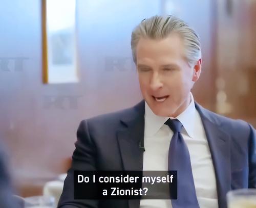 美国政坛又上演一出“光速变脸”大戏！加州州长纽森，这位被传要冲击2028年总统大