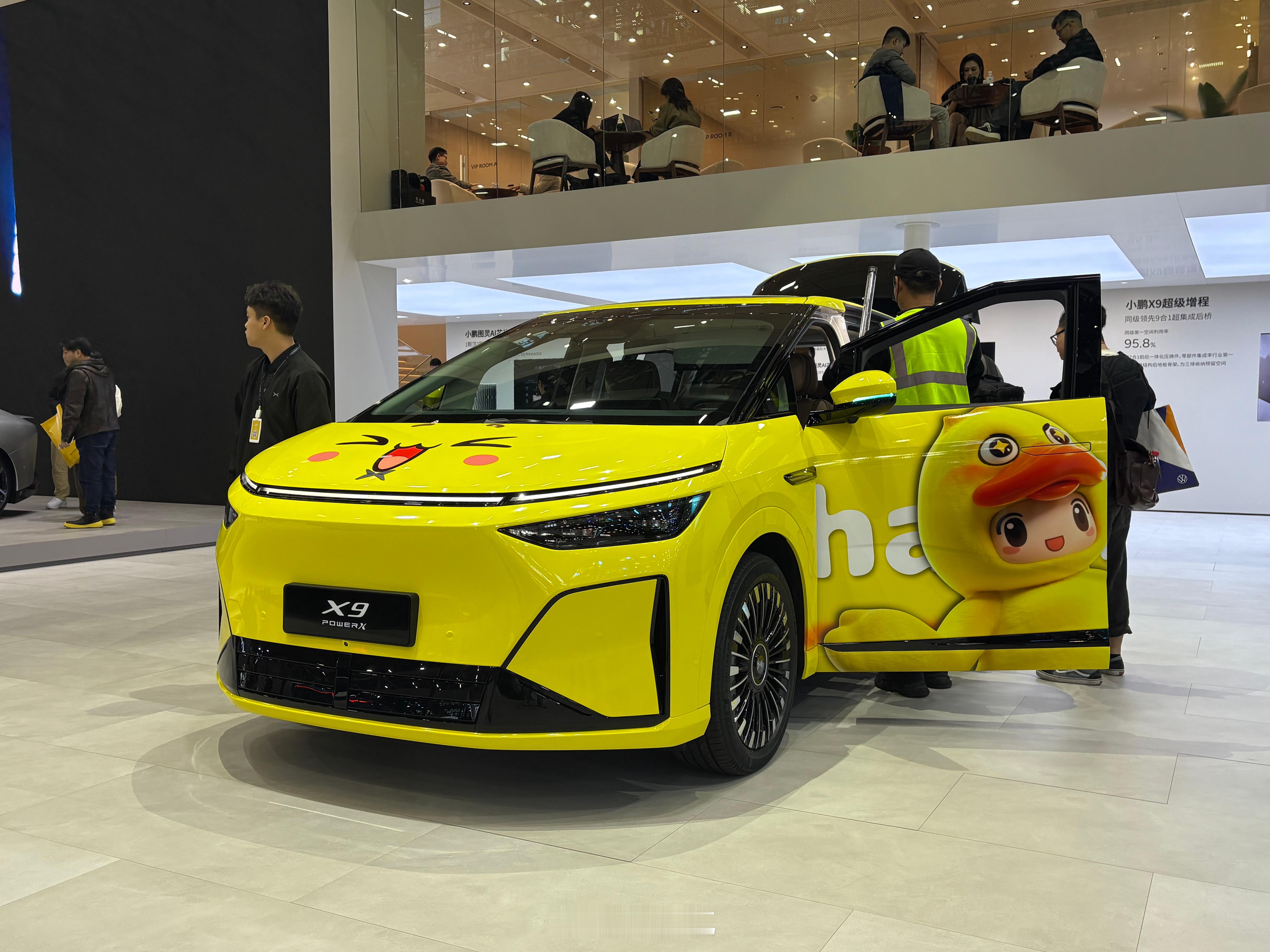 逛了几款新车，从小鹏X9超级增程版这样的重磅MPV，到岚图泰山这类豪华大型SUV