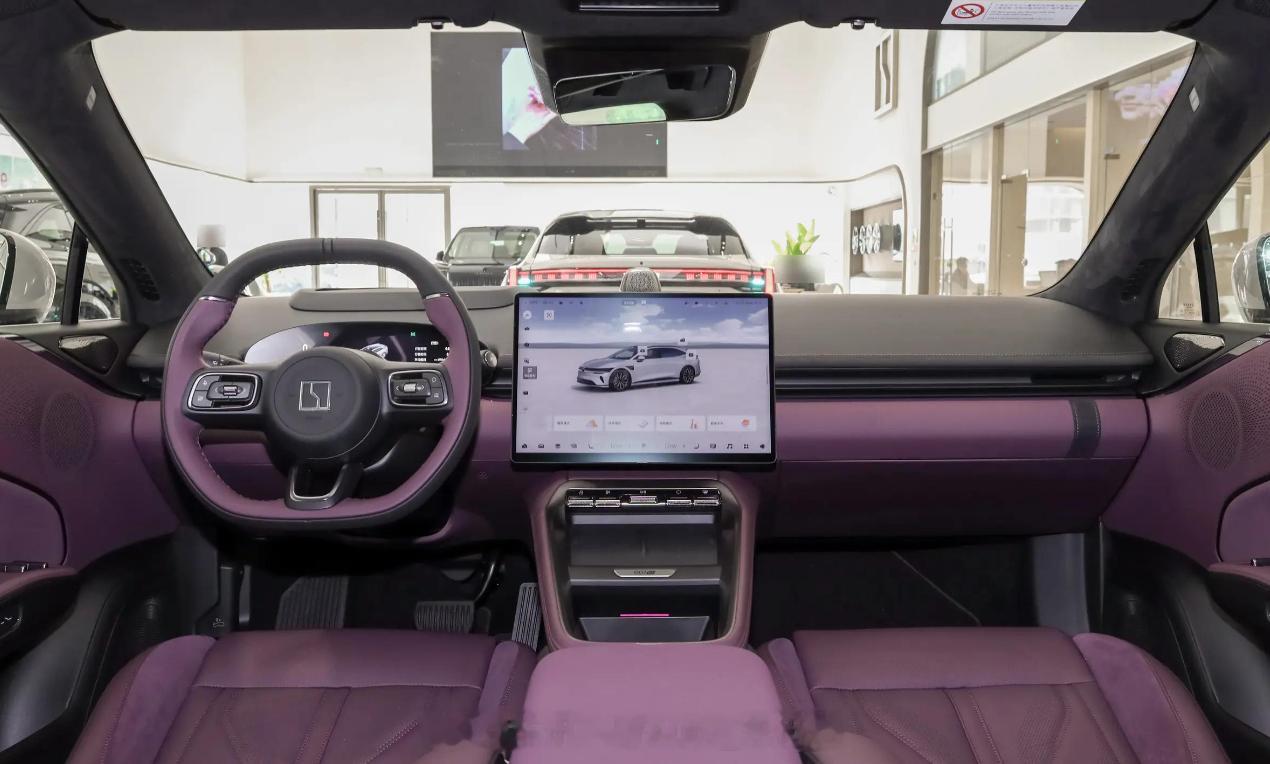 全新极氪007/007GT将于今年二季度正式上市新车搭载全新的NVIDIA DR