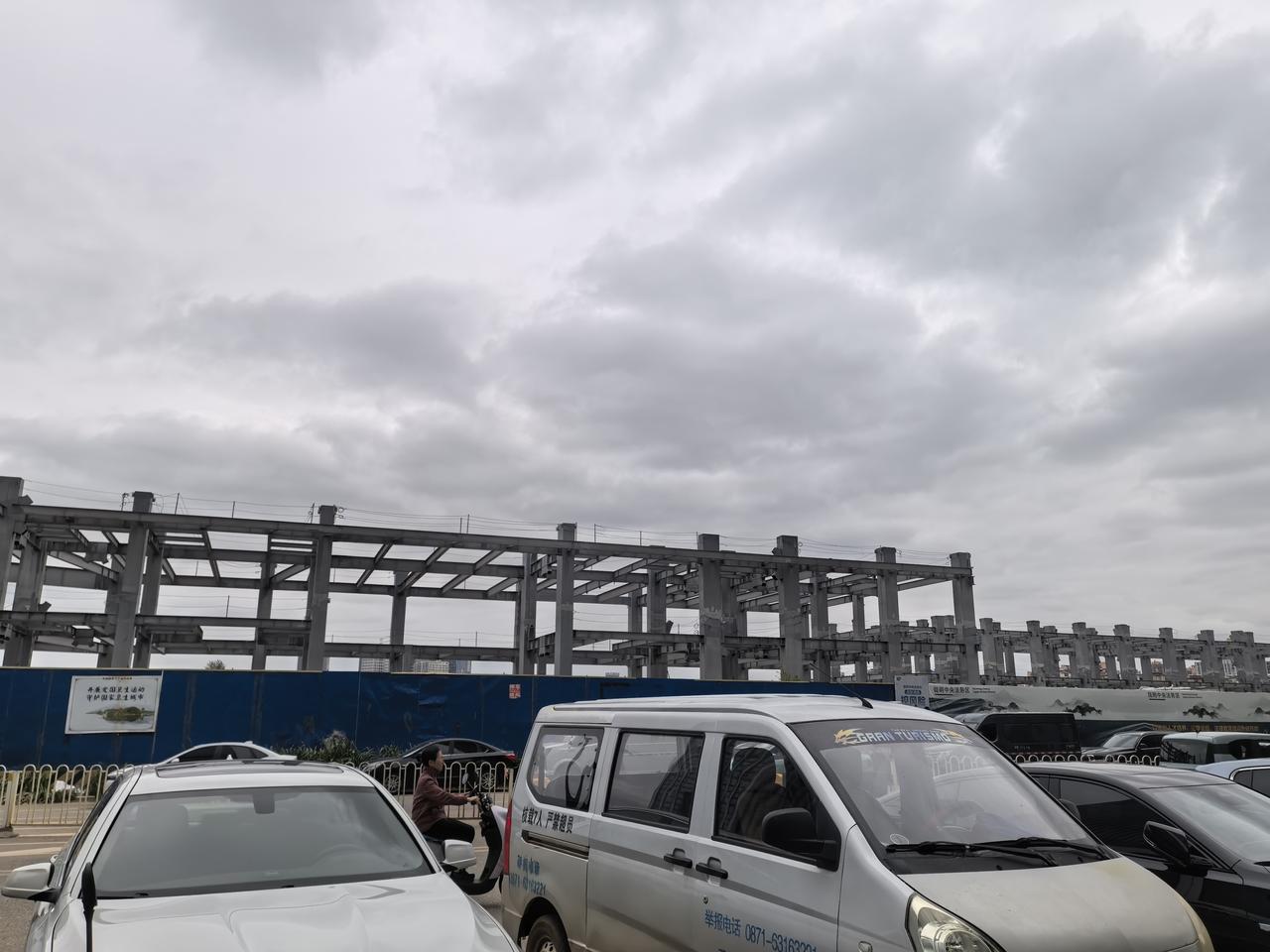 巫家坝和美路上的保利南亚之窗什么时候复工了，什么时候建好交付了。代表了巫家坝起来