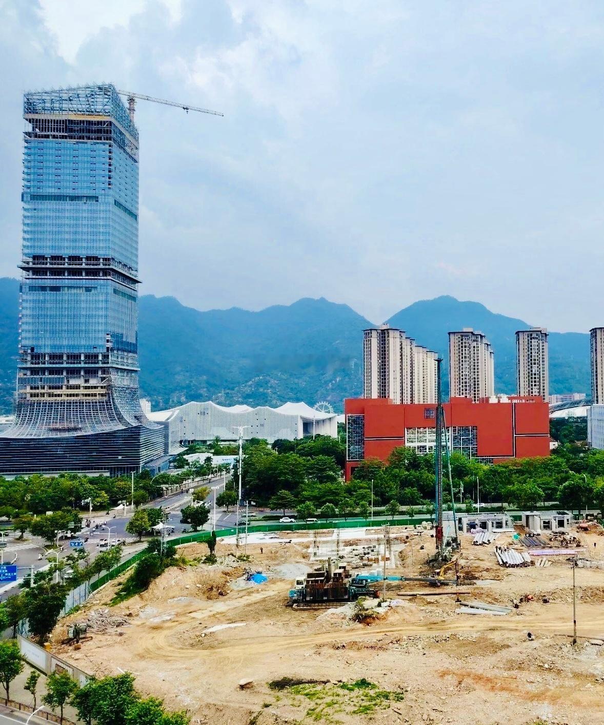 高楼初现 空地启建 福州旗山湖片区城建正在加速成型