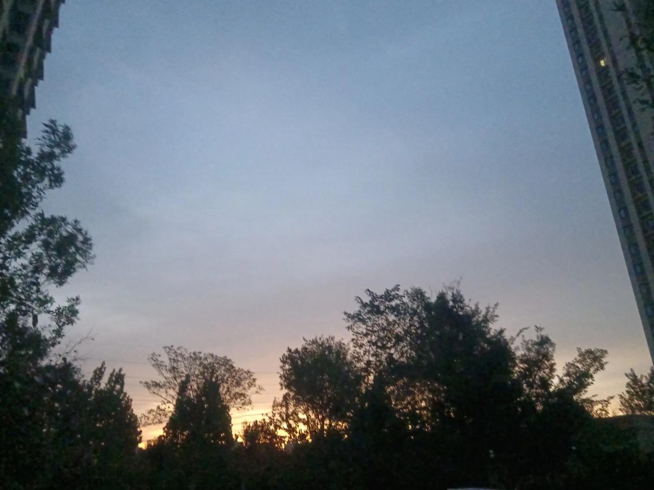 英雄的黎明，再写传奇。