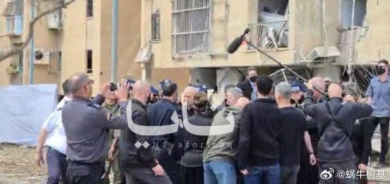 内塔尼亚胡现身阿拉德的被袭击现场，伊朗为何不再发几枚……来源：نايا - NA