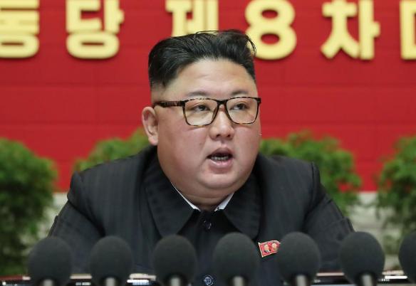 金正恩现在心里，恐怕只剩下一件事：坦克！刚刚在中国看完 “全球最强” 的 100