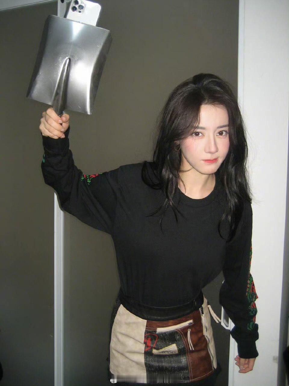 迪丽热巴拖鞋钢铲手机壳 迪丽热巴水晶鞋手机壳 迪丽热巴水晶鞋手机壳 