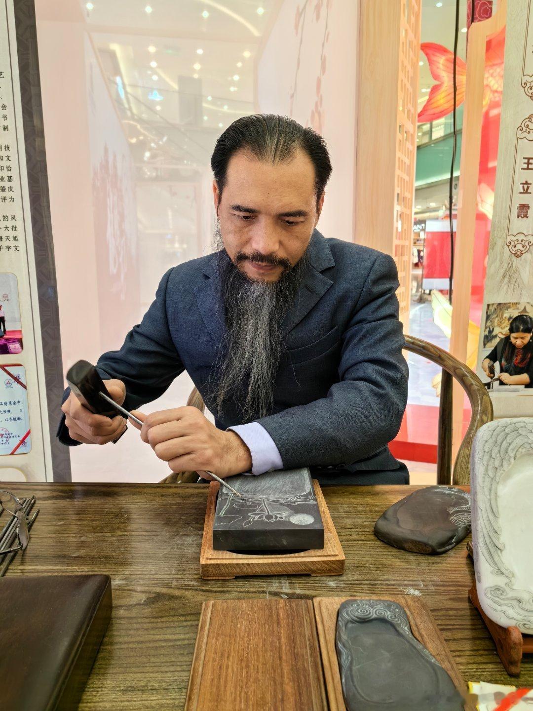#来北京逛新春雅集# 必须要一起重温中华文化的辉煌，那就来感受携手央视网“龙”重