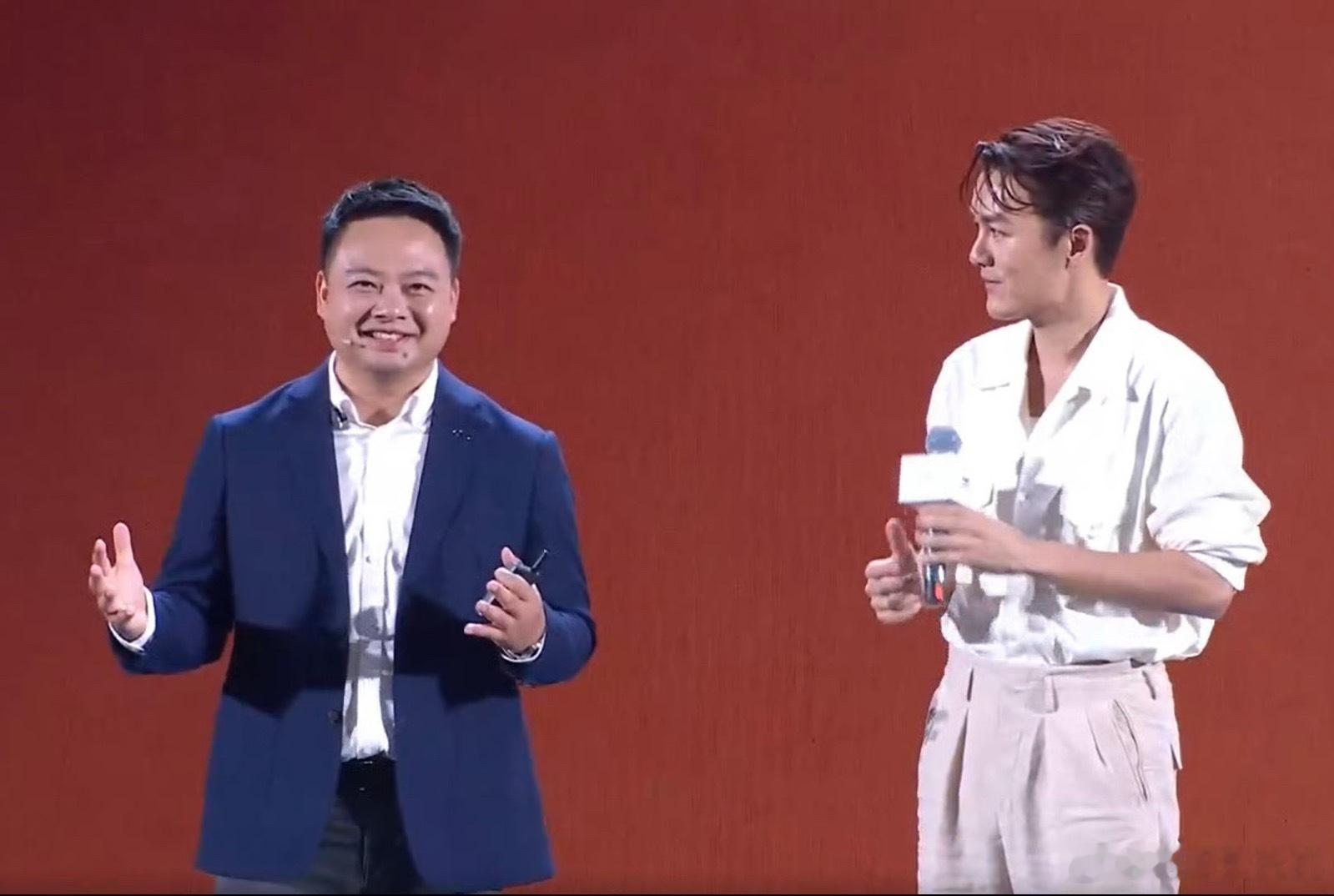 风云T7抢先置换价9.49万元起风云T7正式上市，3款车型，指导价9.79万到1