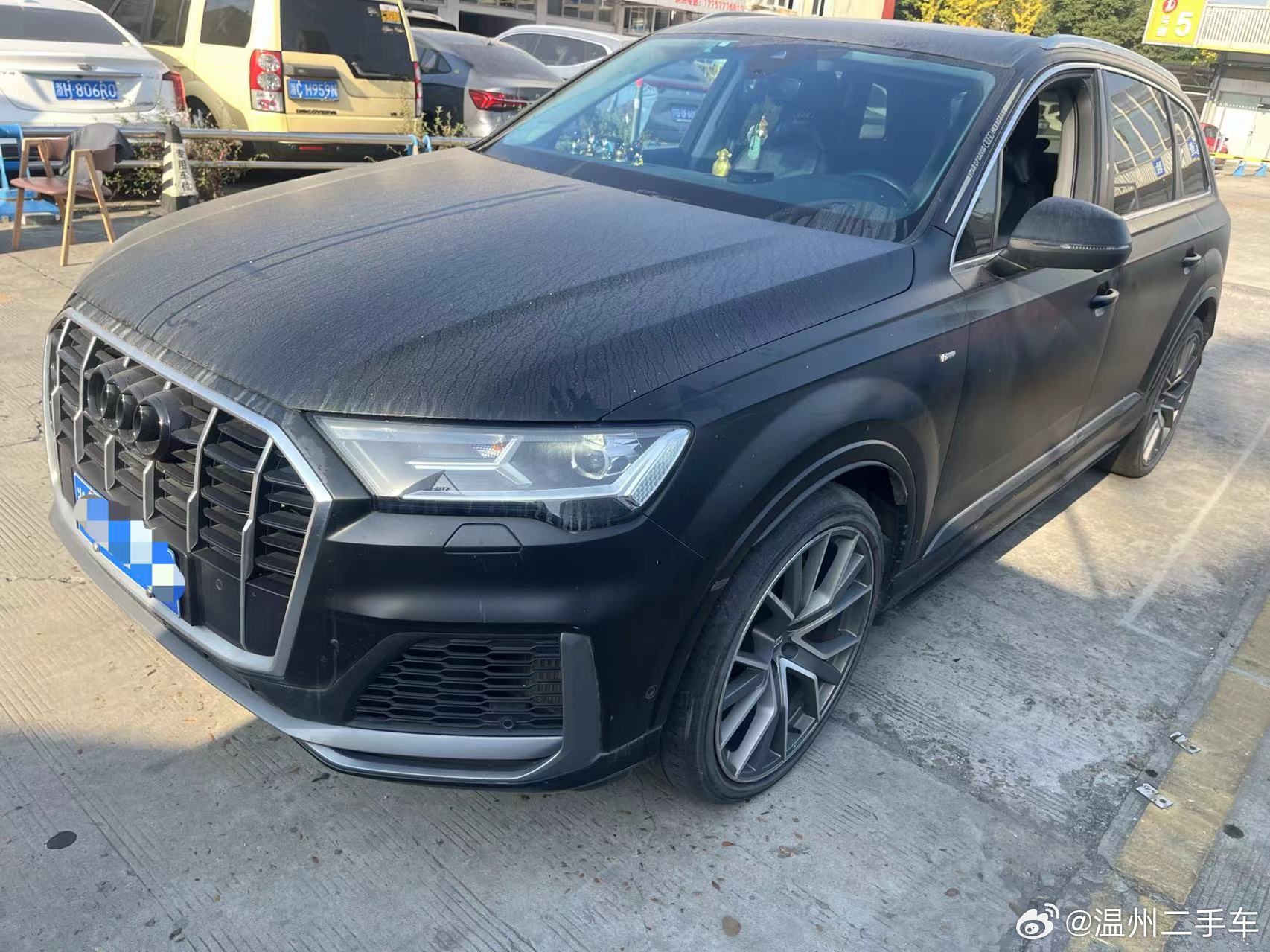 22年奥迪Q7 3.0T 11万公里抵押不过户、价格11.8万 