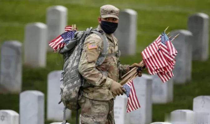 美国到处卖武器，为何从不怕被仿制？我国专家拆开后明白了

美国是靠战争和军火贸易