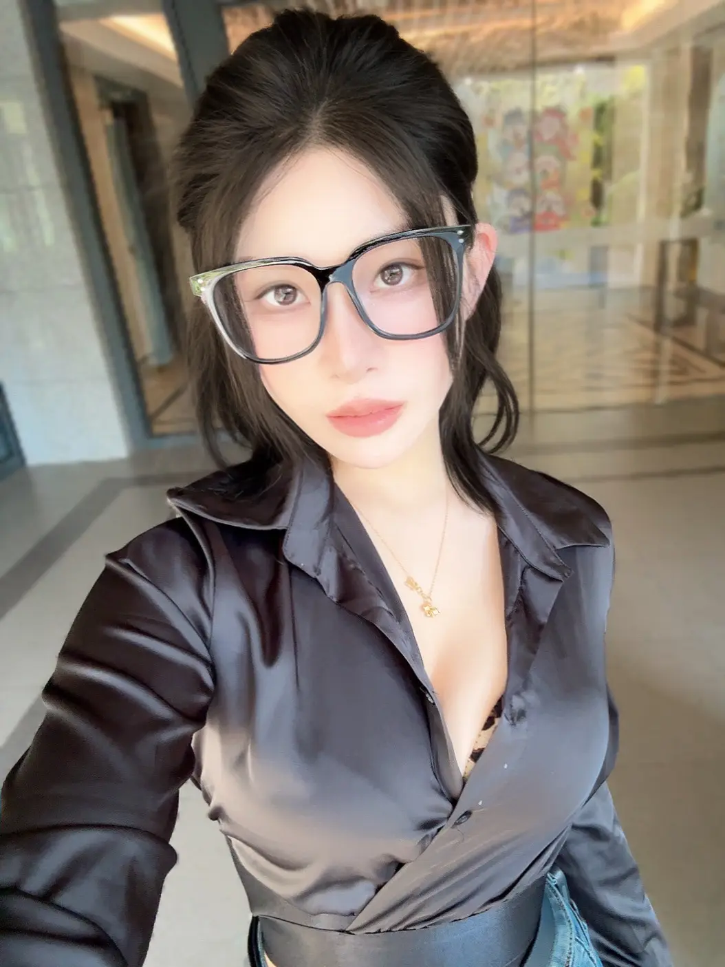 也算是到了如狼似虎的年纪了。