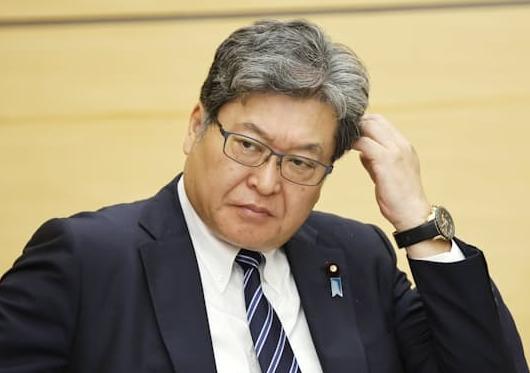 日执政党高官将率团窜访台岛！12月18日，多家外媒报道称，日本自民党代理干事长萩