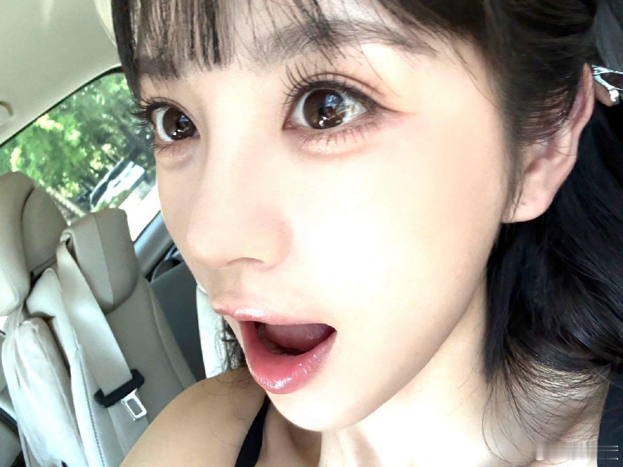 田曦薇立夏营业更新，大眼睛萌妹好漂亮[送花花] ​​​