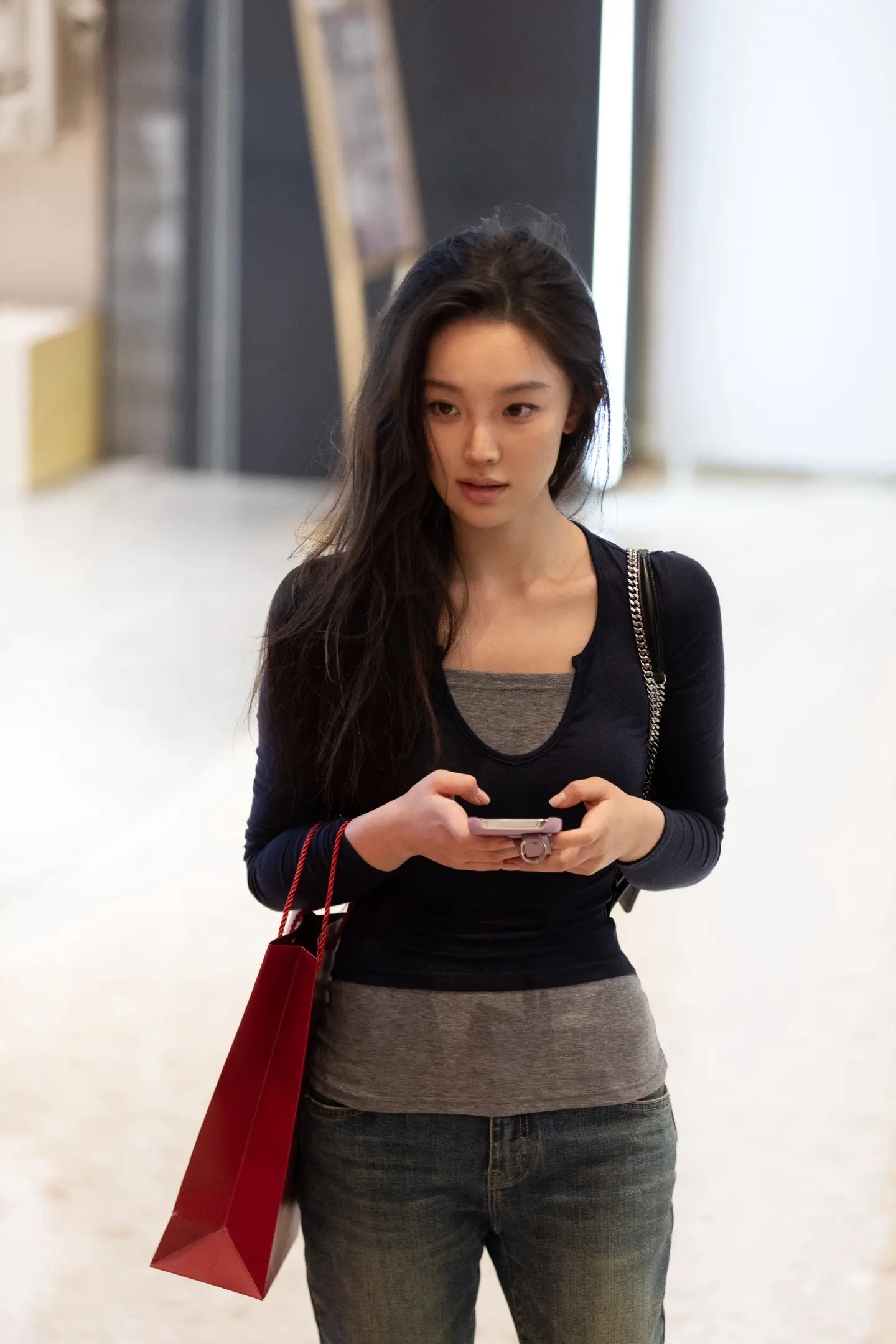 添加标题。添加作品描述…