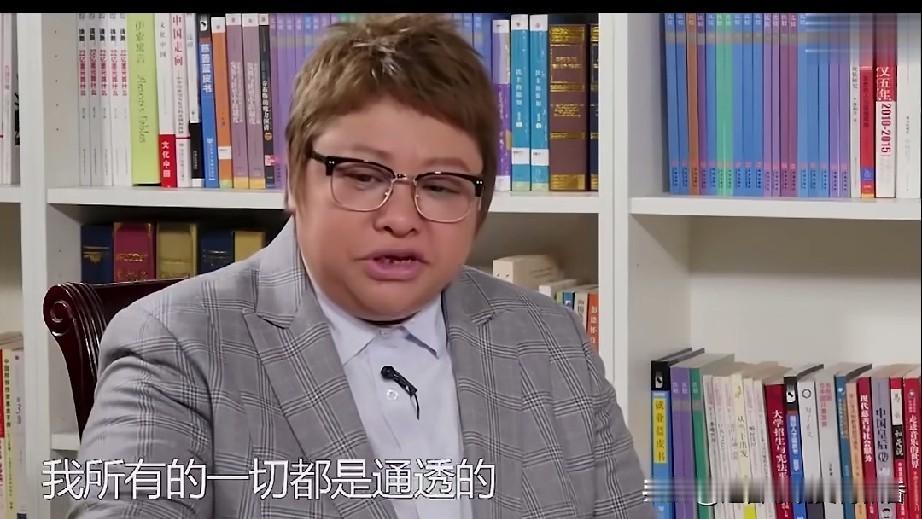 韩红在接受采访时对记者表示：“实际上，我很少接受这种较为深入的面对面采访，原因在