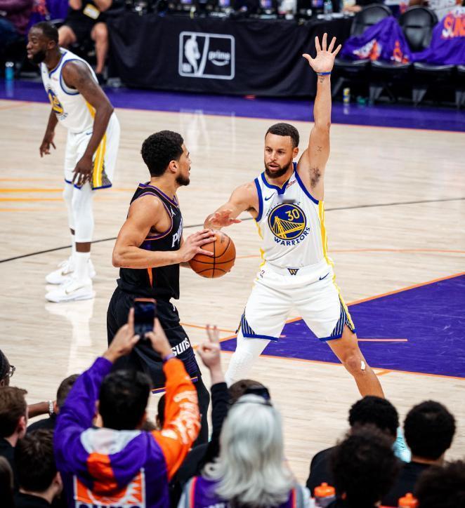 随着勇士被太阳淘汰出局，可能引发这三大蝴蝶效应！
1.今年的休赛期，勇士大概率是