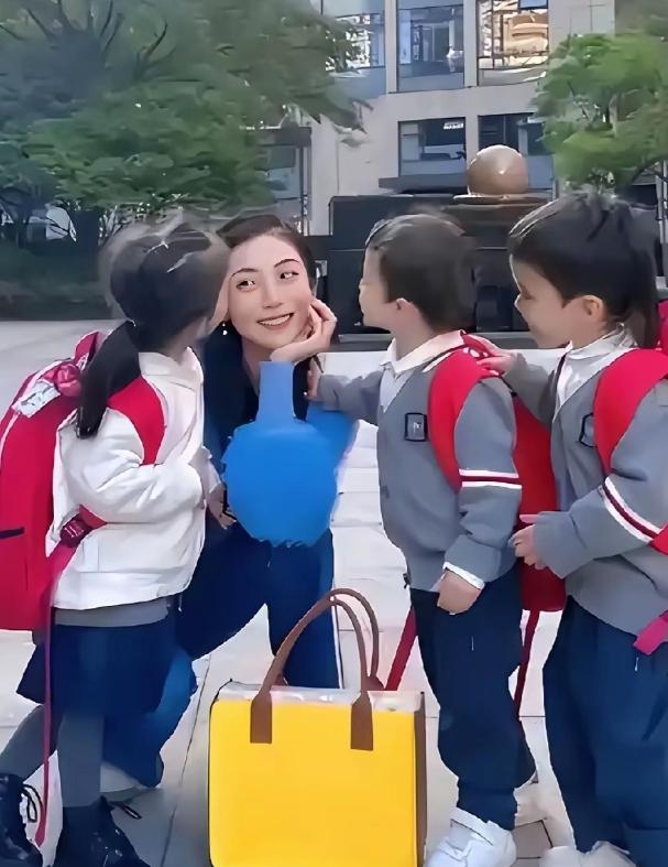 山东菏泽29岁姑娘李雪珂，做出常人不敢赌的人生选择：不谈恋爱、不结婚，自费五十万