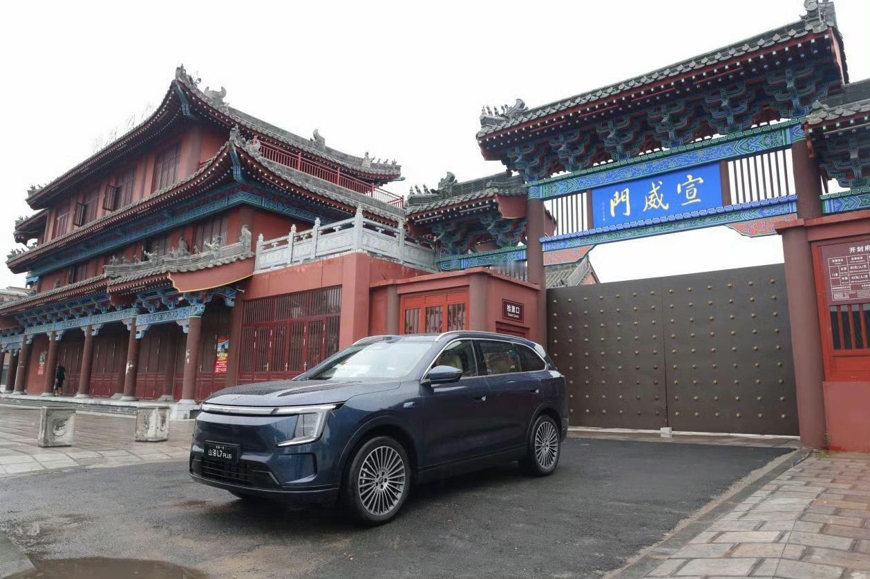捷途第九届粉丝文化节落地开封，满场宋韵氛围感直接拉满，看完整场，能真切感受到这家