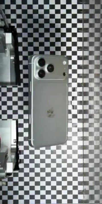 iPhone18ProMax银灰色 印度塔塔电子提前替苹果开完发布会了 这信息泄