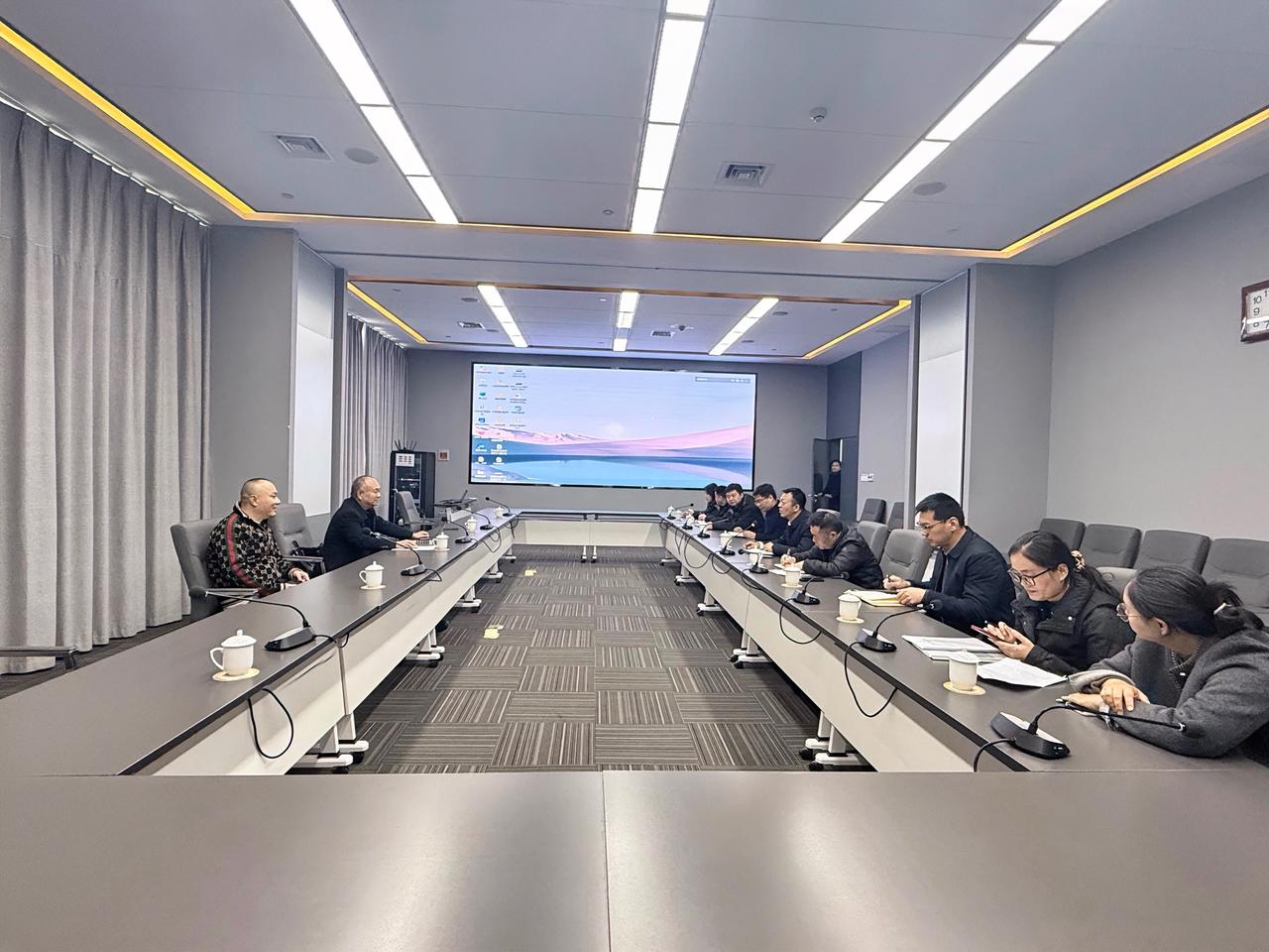 3月17日，省绿色低碳产业发展联盟理事长、省钢协会长陈洪冰，省钢协秘书长蒋莉一行