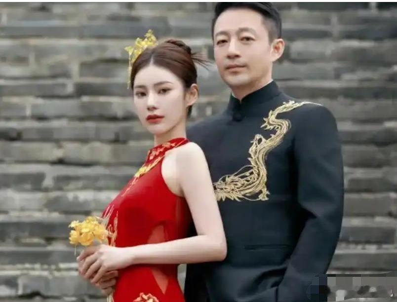 虽然从曝光和当事人及看客渲染，再婚的婚礼汪小菲应该心情大好，但其实心态最复杂的就