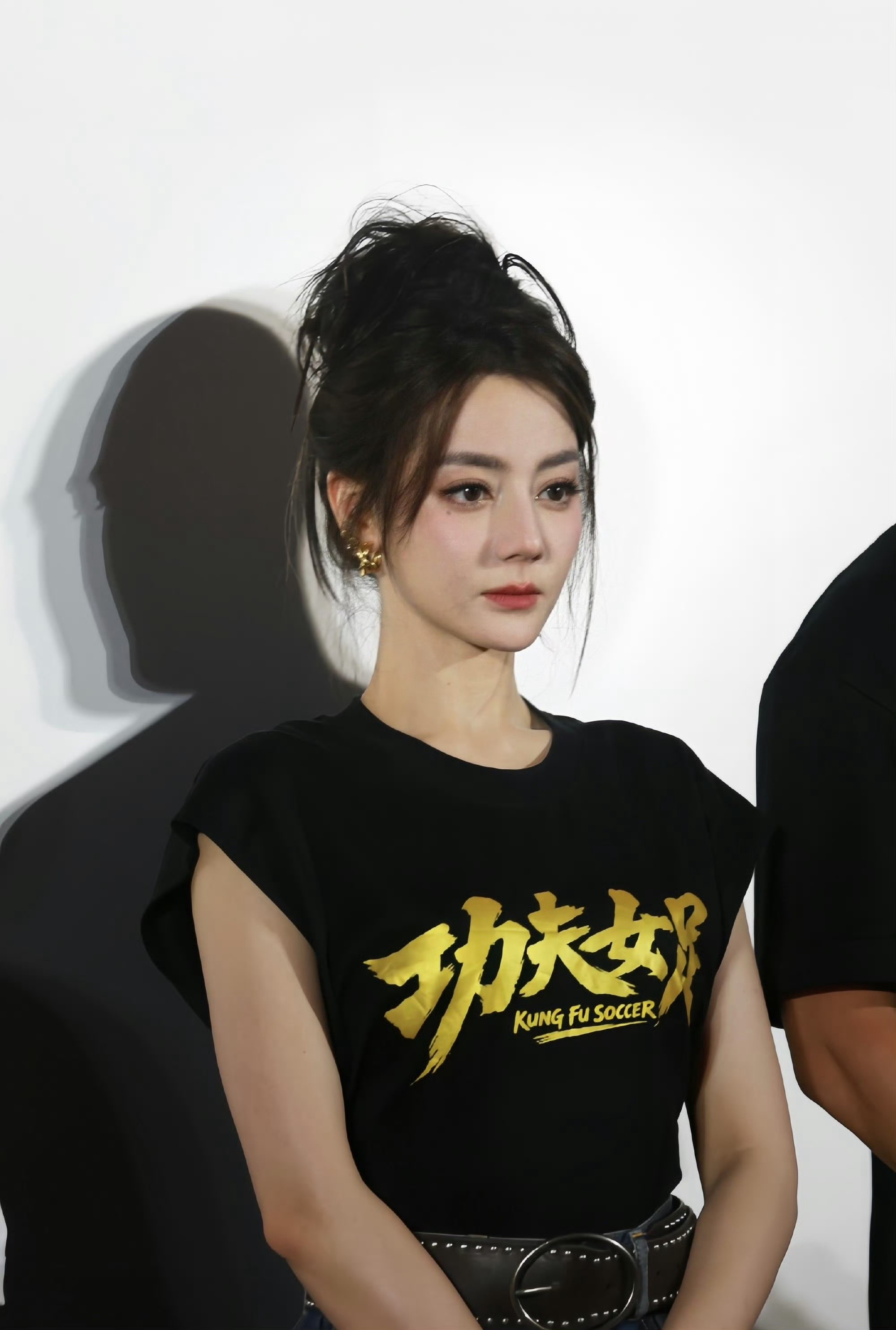 生图即神图！迪丽热巴美得毫不费力～暑假刷到宝了电影功夫女足