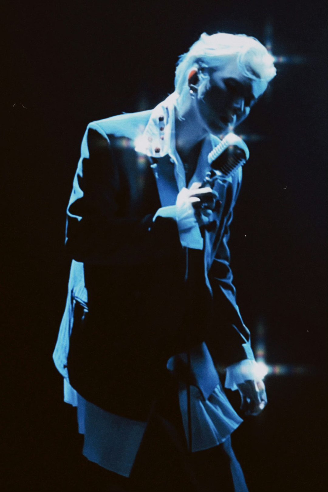 #蔡徐坤[超话]#🔥#蔡徐坤新歌remedy# 答案在明天，每天的明天。𝒯?